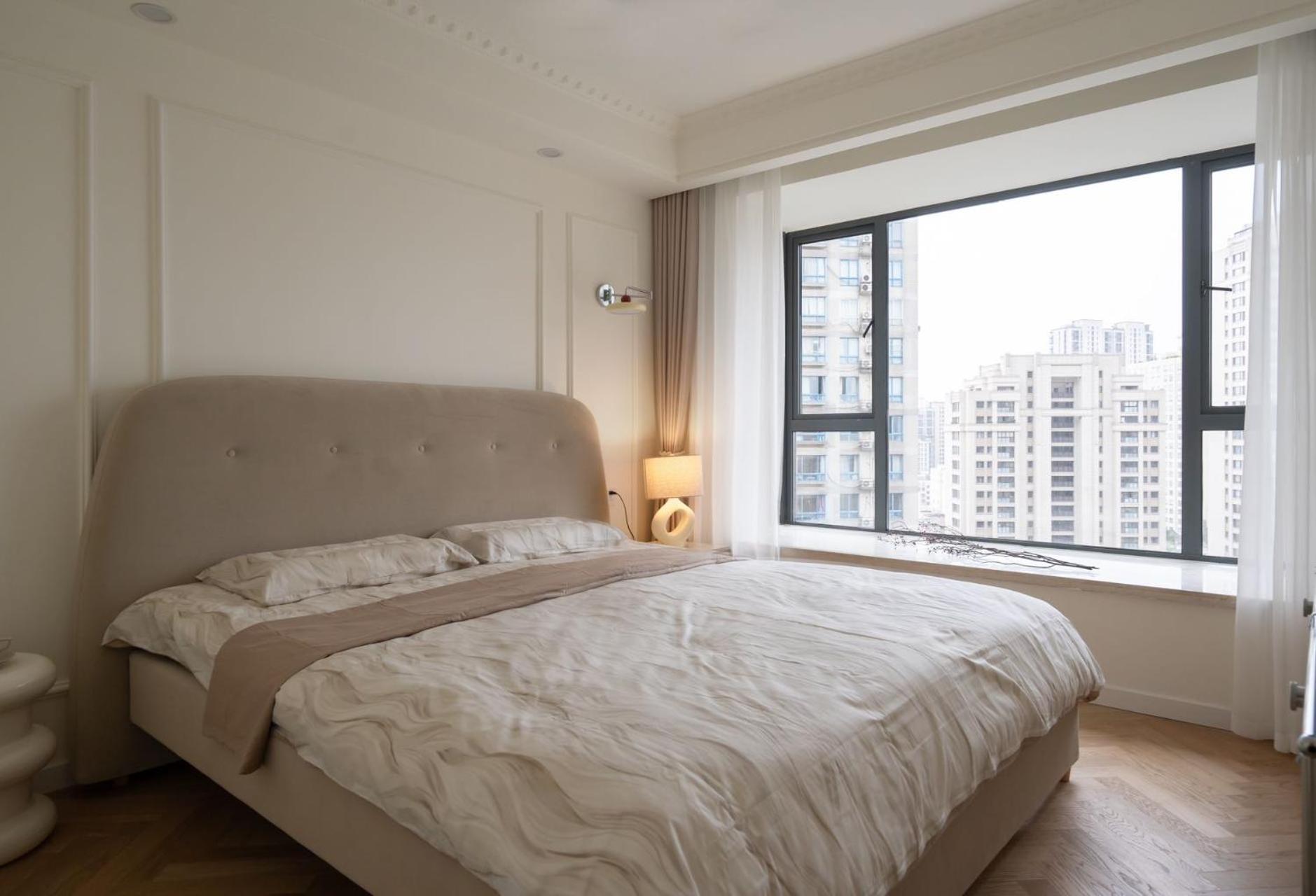 Căn hộ In The Of Center With Bund View And Orient-al Pearl Tv Tower View *